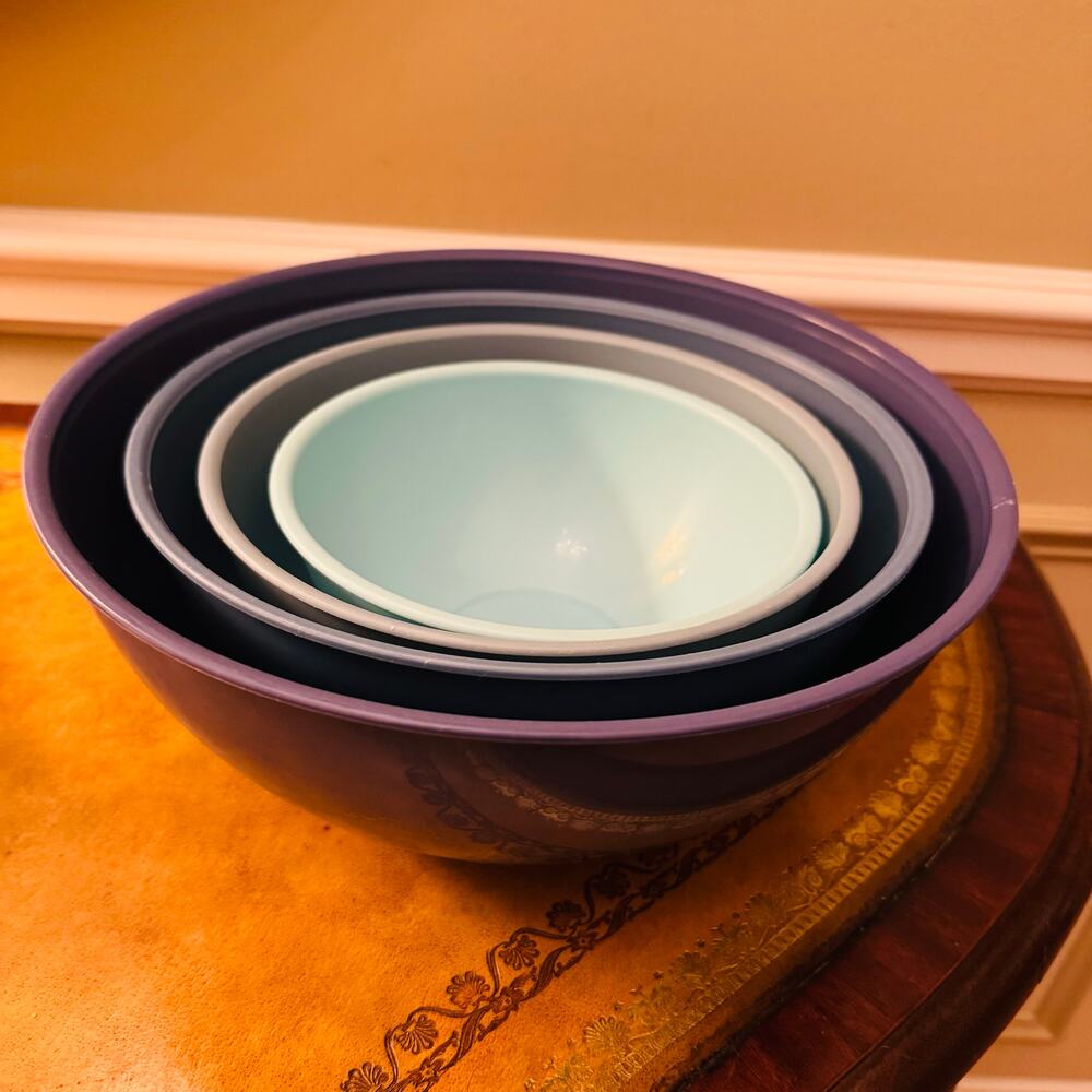 Cook with Color Space Efficient BPA Free Nesting Mixing Bowls Set of 4